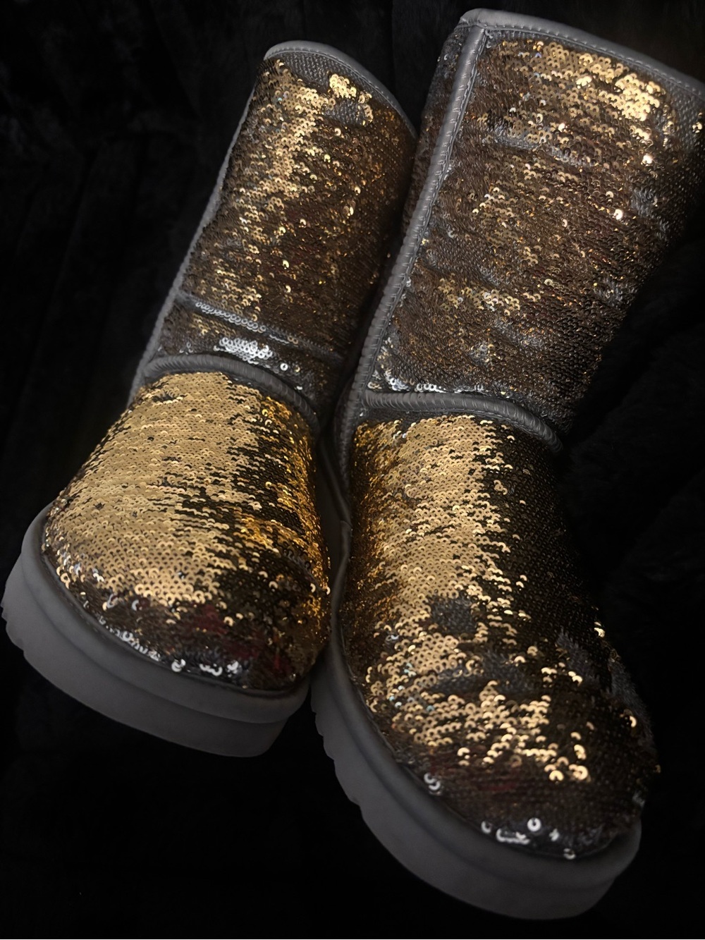UPDATED PHOTOS! UGG Silver Sequin Cozy Boots - Picture 9 of 12